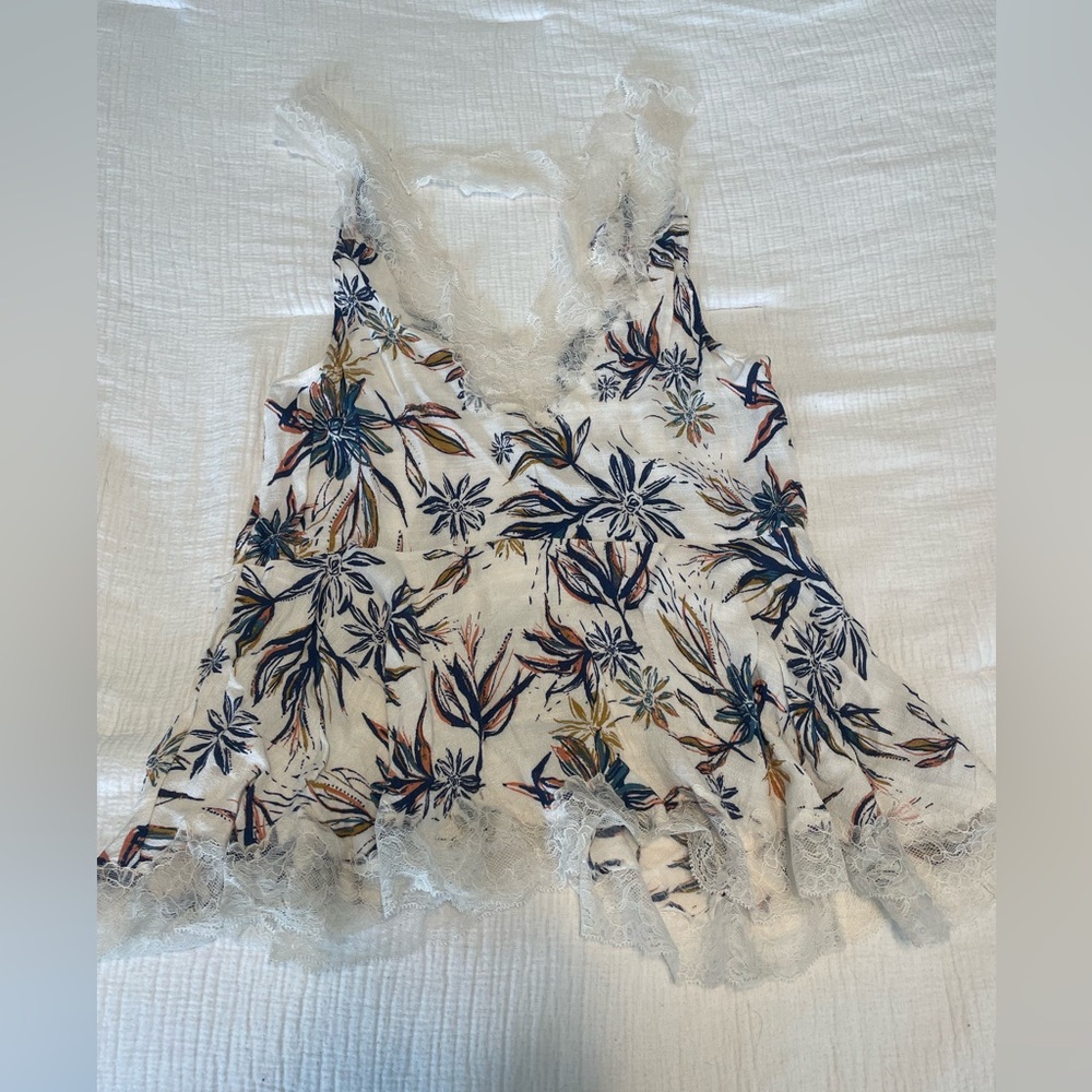 Free People Intimately White Floral Lace Tank, size M